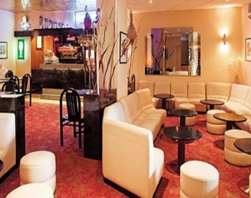Hotel De Lisieux Lourdes Bagian luar foto